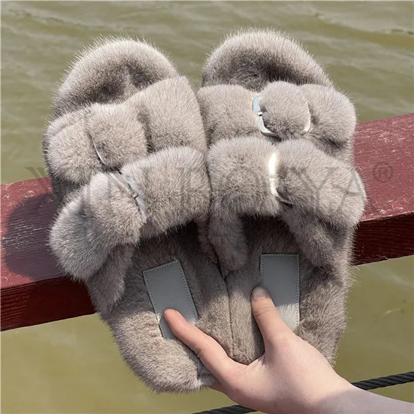 2024 Women's Fur Slippers 100% Real Mink Fur Slippers European Station Ladies Fur Slides Flat Heel Fashion Luxury Mink Slippers