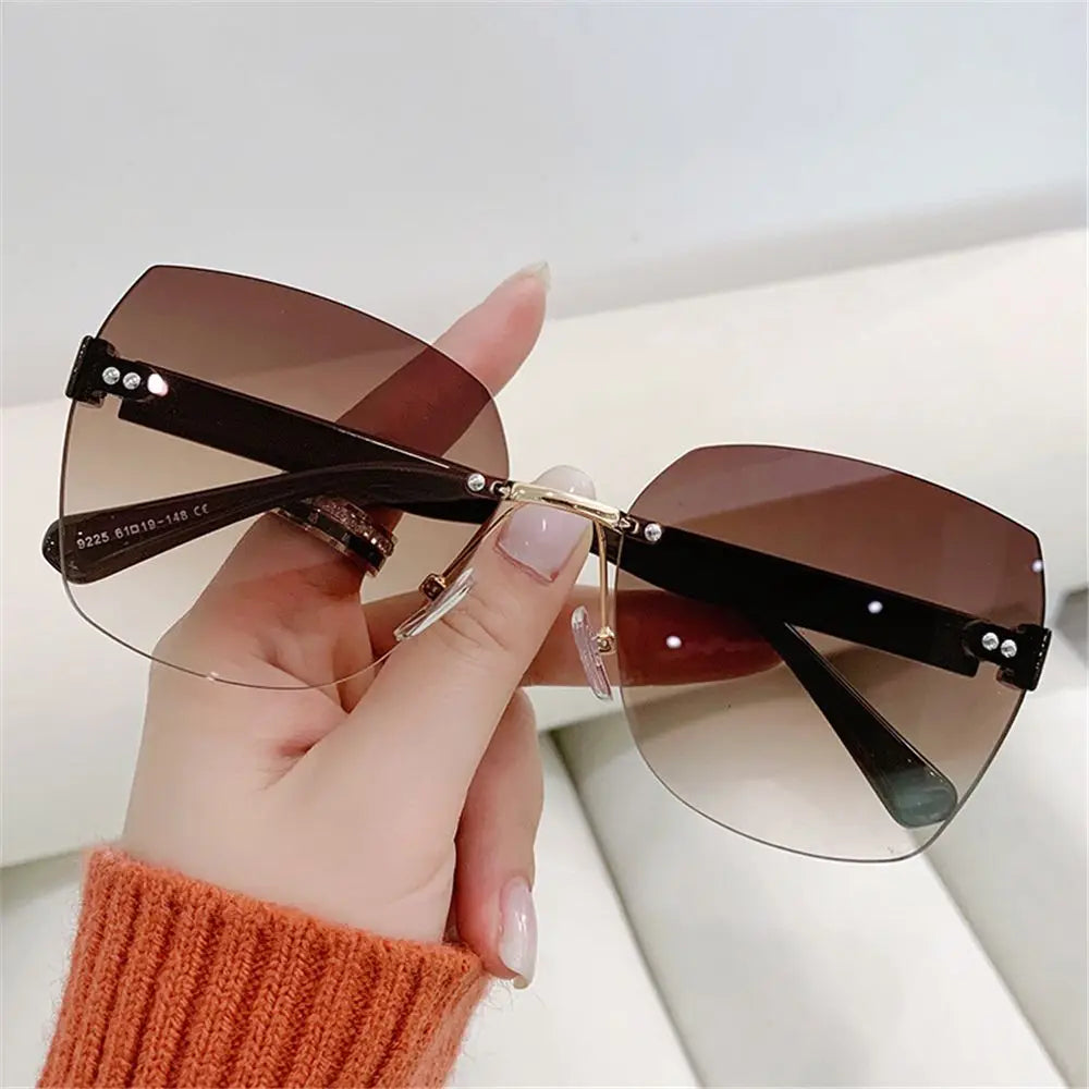 Vintage Rimless Sunglasses 2024 Women Gradient Sunglasses Summer Shades Fashion UV400 Frameless Sun Glasses Ladies Eyeglasses